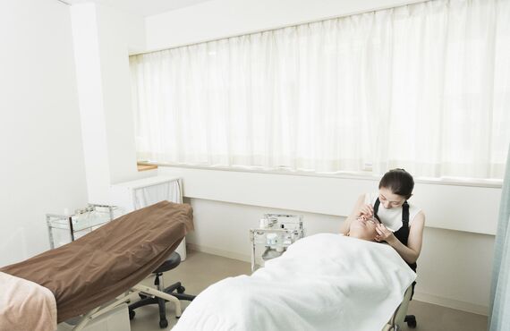 新宿にてアップワードラッシュ等のメニューを承るプライベートサロンです